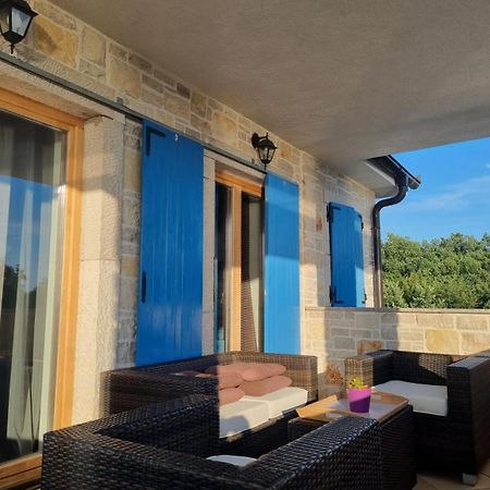הוילה קראליביצה Stone House Iva מראה חיצוני תמונה