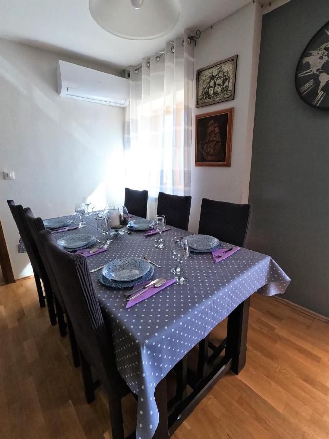 הוילה קראליביצה Stone House Iva מראה חיצוני תמונה