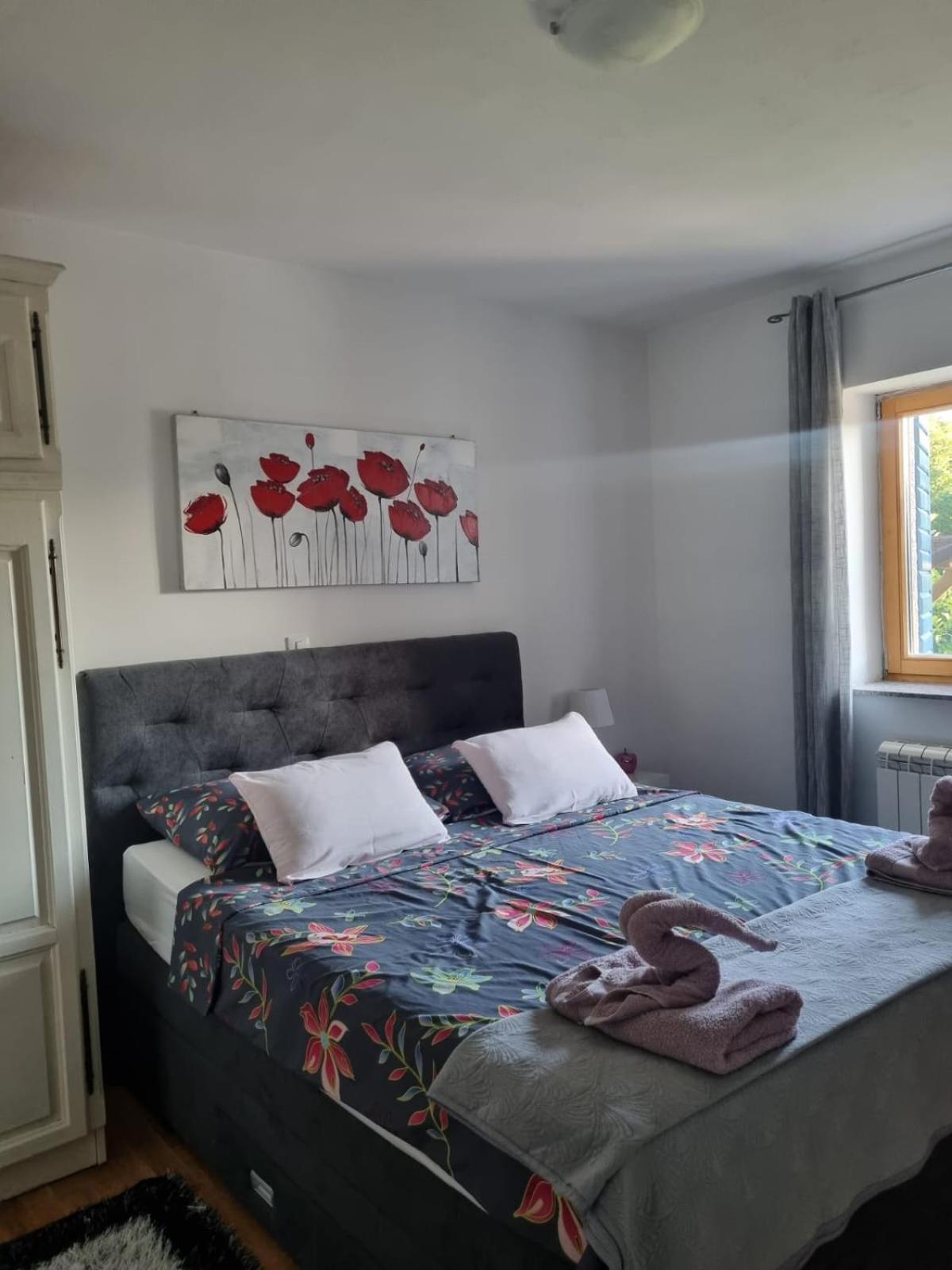 הוילה קראליביצה Stone House Iva מראה חיצוני תמונה